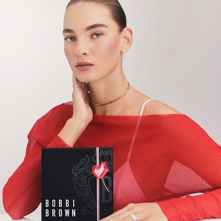 Threads of Love Eye Shadow Palette